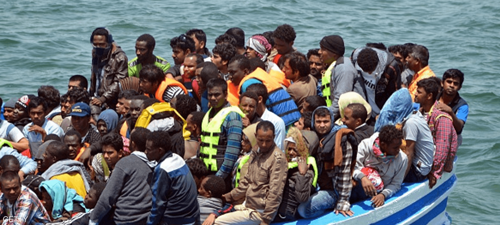 قارب مهاجرين. أرشيفية