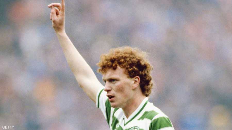 ديفيد مويز مدرب ريال سوسيداد بقميص سلتيك الاسكتلندي