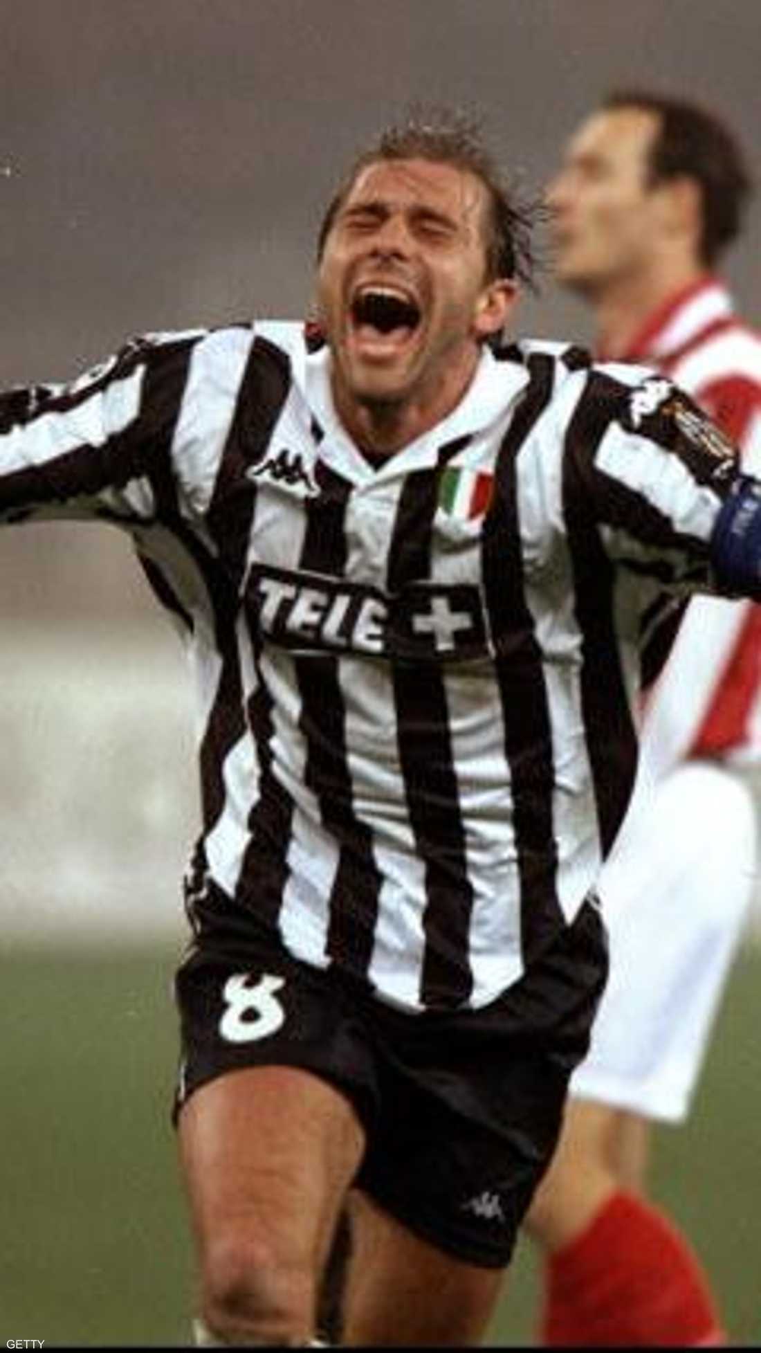 أنطونيو كونتي اشتهر لاعبا بانفعالاته الحادة واستمر على المنوال ذاته عند الإشراف الفني على يوفنتوس ثم المنتخب الإيطالي