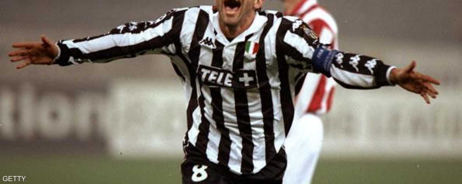 أنطونيو كونتي اشتهر لاعبا بانفعالاته الحادة واستمر على المنوال ذاته عند الإشراف الفني على يوفنتوس ثم المنتخب الإيطالي