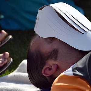 أميركي خلال نوم القيلولة