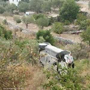 سيارة العطية انقلبت في المرحلة الثالثة من رالي لبنان.