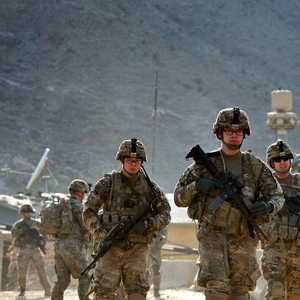 ترتبط الحكومة الأفغانية بمعاهدة تبقي 13 ألف جندي أميركي