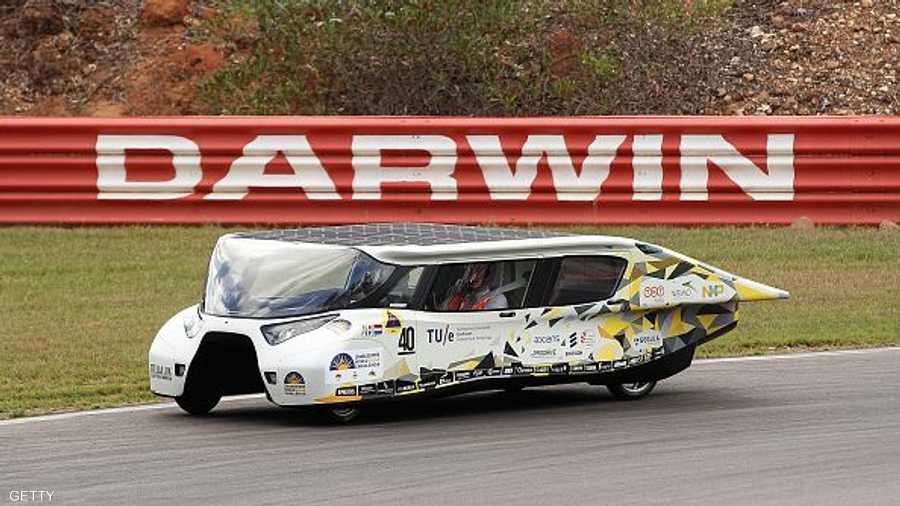 هذا النموذج يعد الأكبر بين السيارات، ويتسع لأربع ركاب