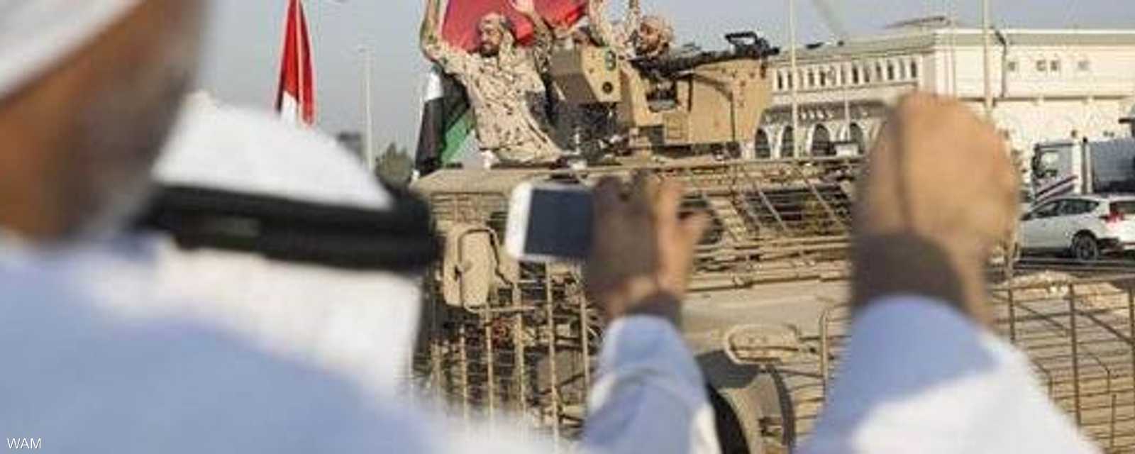 وقبل عودتها إلى الإمارات، سلمت القوة راية دعم الشرعية في اليمن واستكمال مهمة إعادة الأمل، إلى الدفعة الثانية من القوات الإماراتية التي باشرت في تولي مهامها