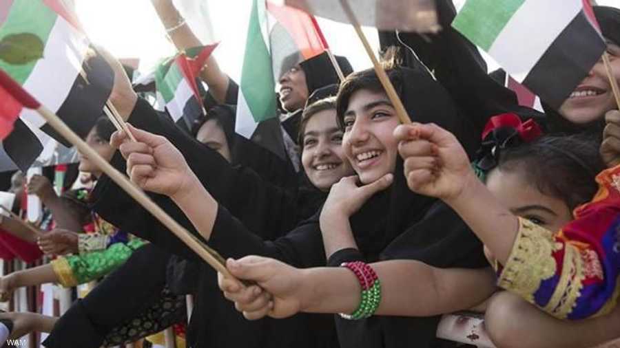 الصغار شاركوا الكبار فرحة العودة المظفرة لجنود الإمارات