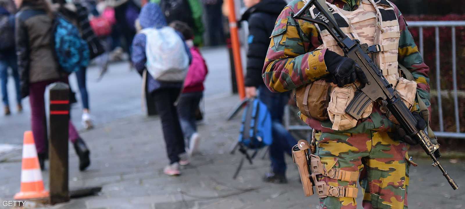 هجمات باريس أدت إلى رفع حالة التأهب في عدد من الدول الأوروبية