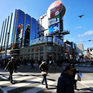 أحد الشوارع في وسط تورونتو