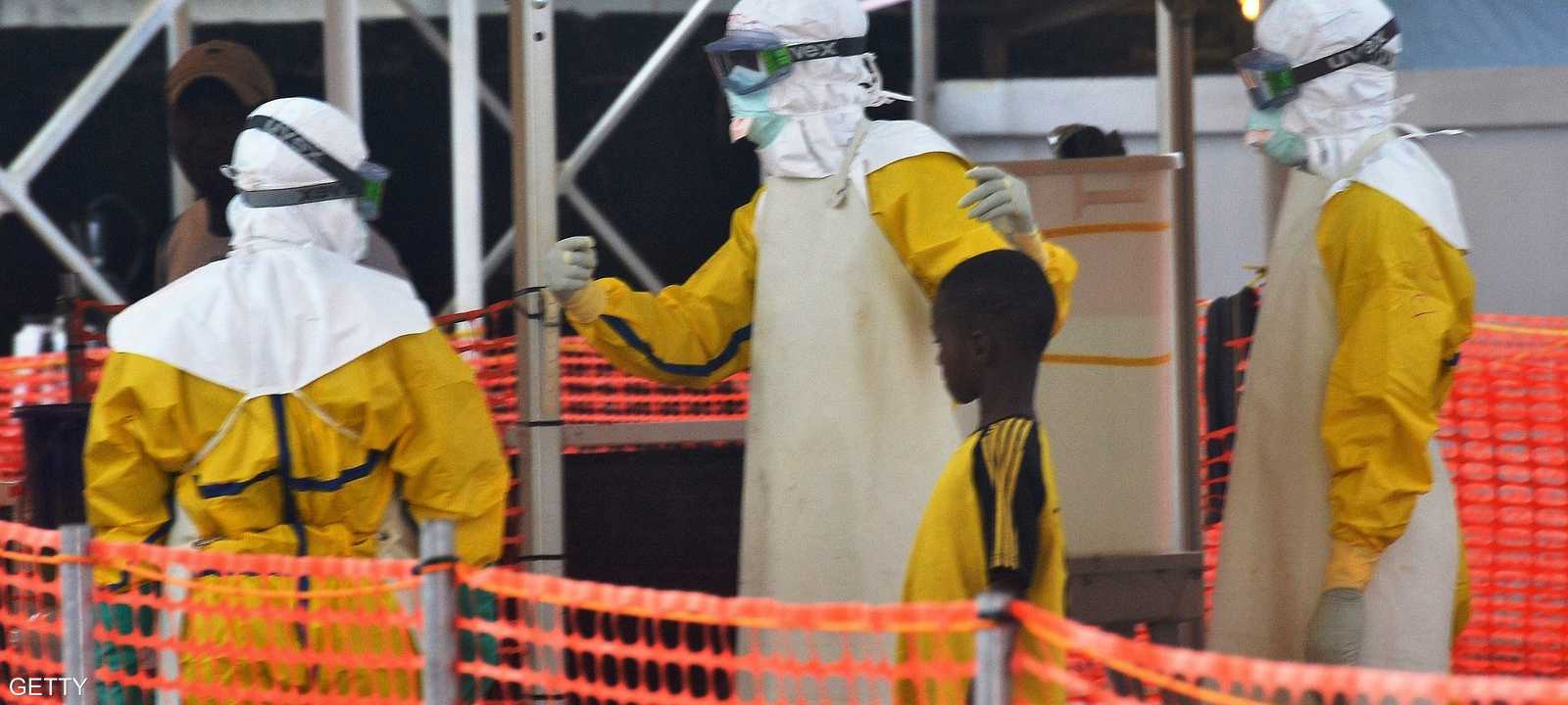 توفى أكثر من 11 ألف شخص غربي إفريقيا جراء إيبولا