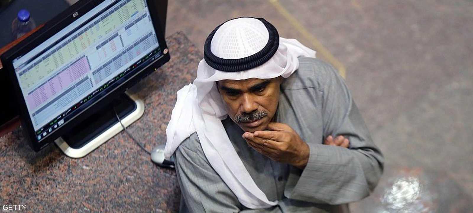 بورصات الخليج تتراجع مع انخفاض أشعار النفط