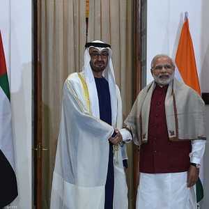 الشيخ محمد بن زايد وناريندرا مودي في حيدر آباد هاوس في نيودلهي خلال مراسم توقيع الاتفاقيات - 11 فبراير 2016.