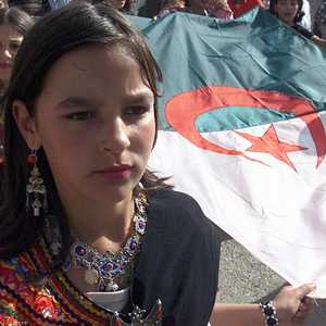 فتاة أمازيغية من الجزائر