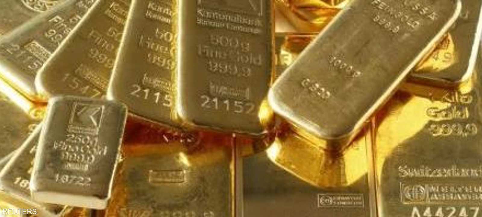 الذهب يرتفع مدعوما بعوامل فنية