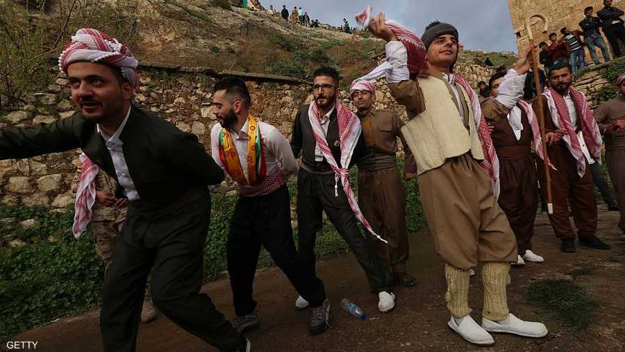الدبكة الكردية إحدى أهم مظاهر الاحتفال بالنوروز