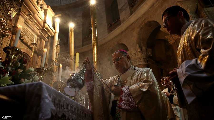 يرمز الاحتفال بعيد الفصح إلى المعتقد المسيحي في قيامة المسيح