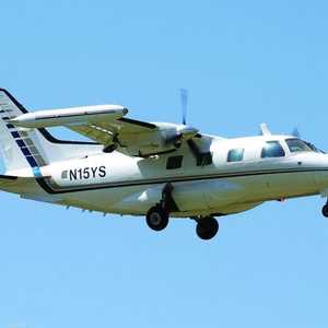 قالت السلطات إن تسعة أشخاص قتلوا في تحطم الطائرة- أرشيف