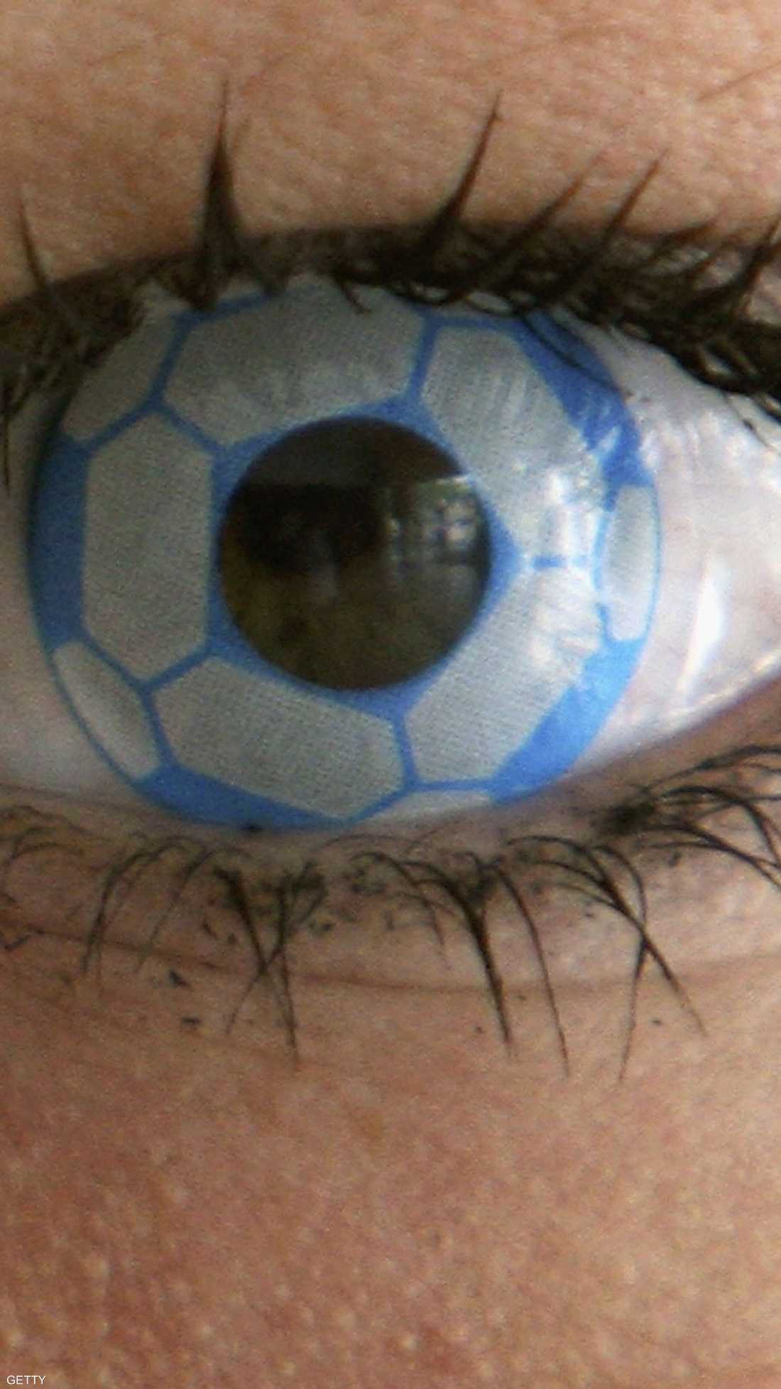 عدسات العين آخر موضة