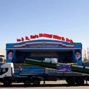 صورة أرشيفية لعرض عسكري إيراني