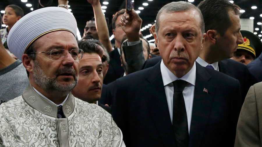 أردوغان شارك في الجنازة