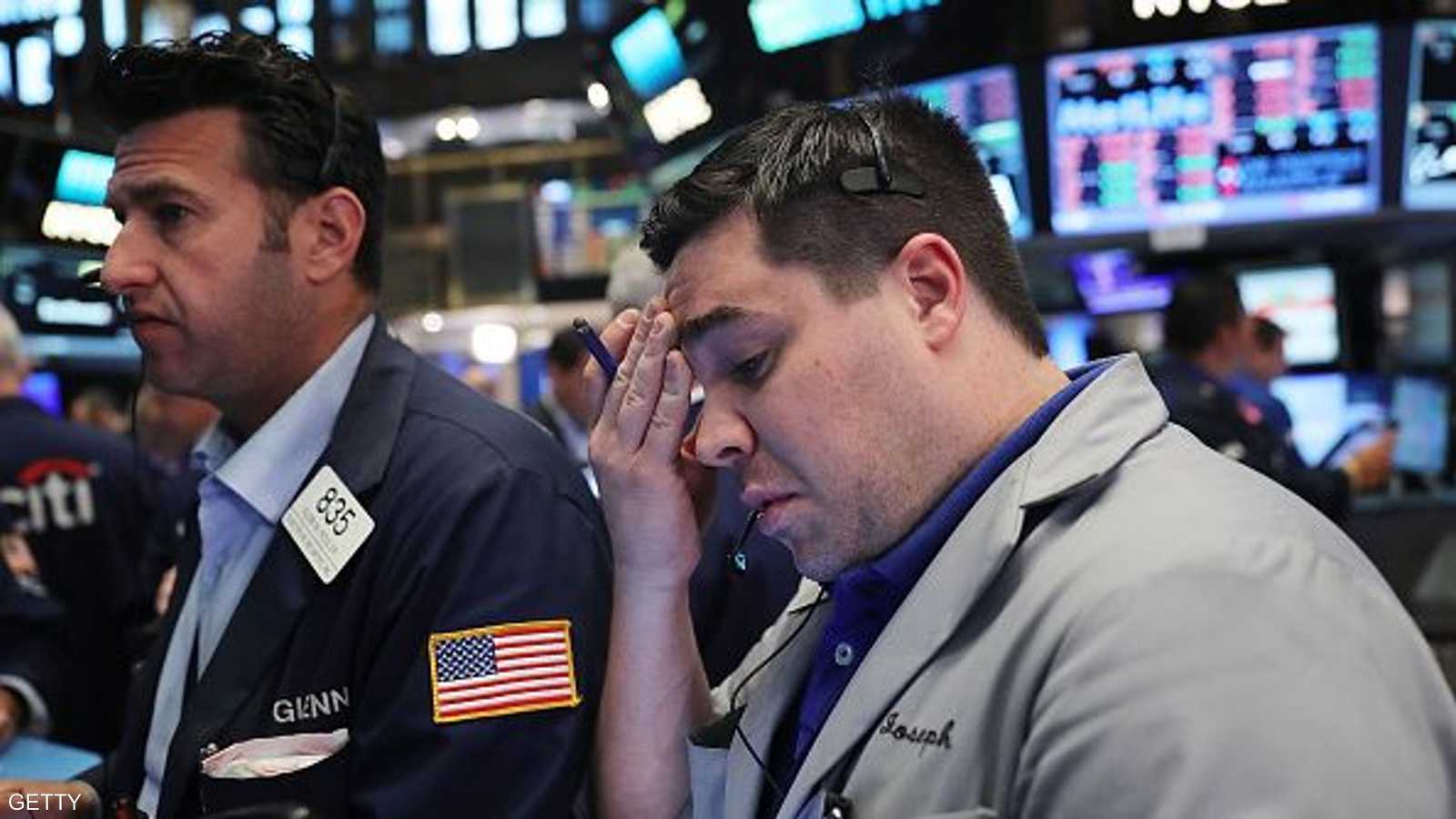 المستثمرون لجأوا إلى ملاذات آمنة مثل الذهب