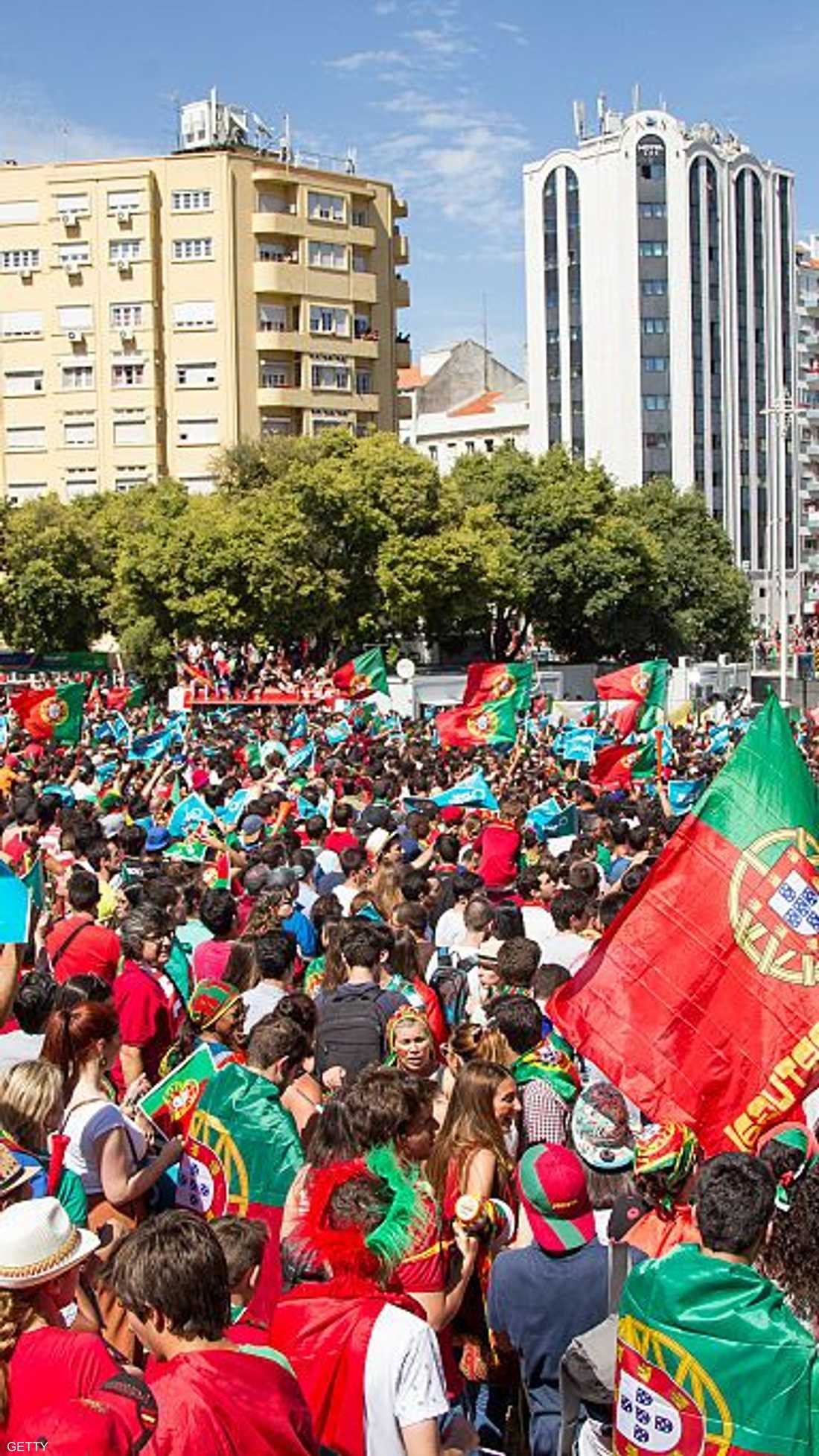 آلاف الجماهير البرتغالية حضرت للاحتفال مع لاعبي المنتخب بلقب اليورو