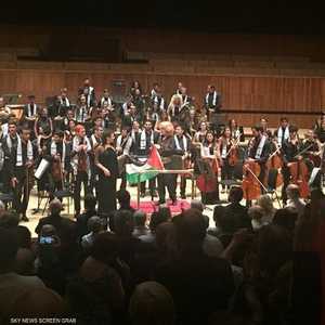 جانب من الحفل الذي أحيته أوكسترا فلسطين للشباب في العاصمة البريطانية لندن الاثنين