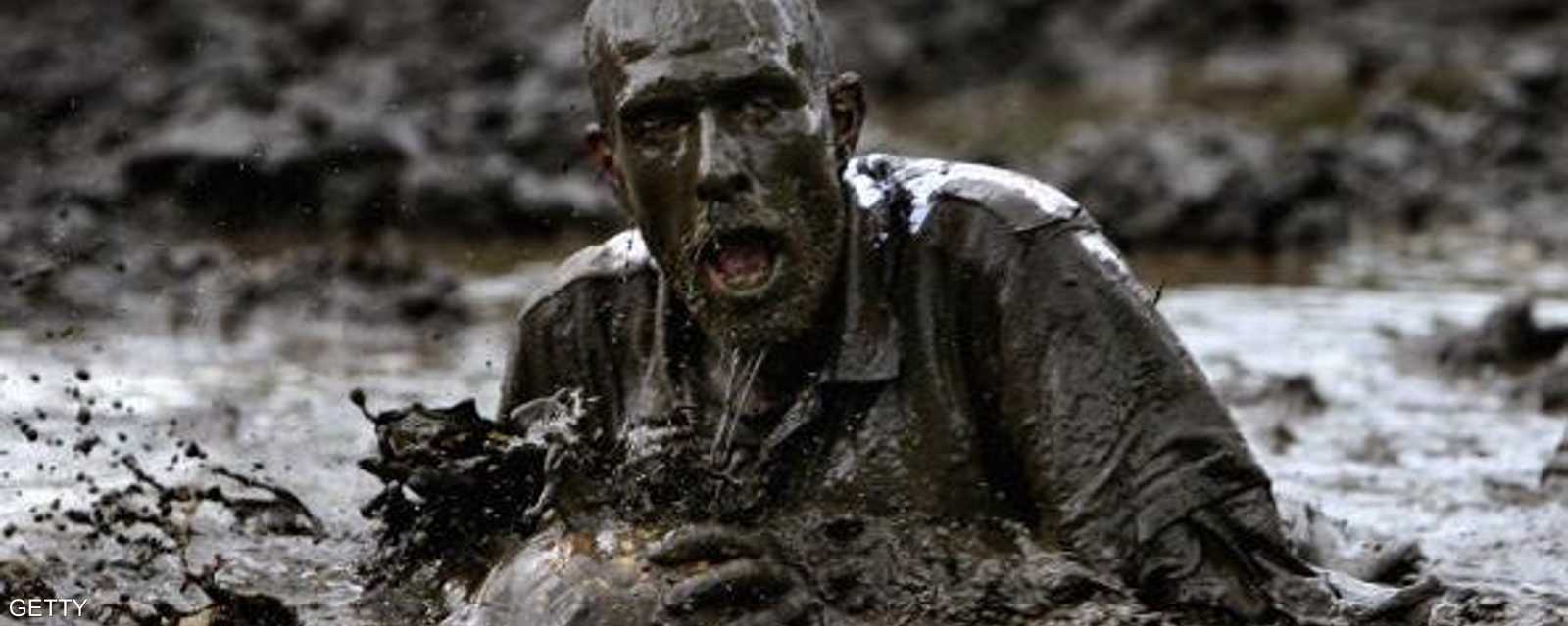 خوض مباراة في الوحل يستلزم جهدا بدنيا كبيرا