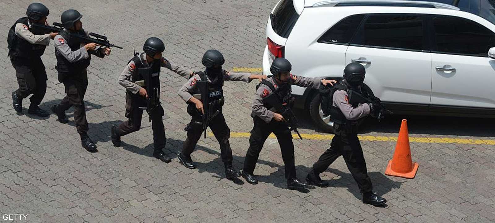 عناصر شرطة في إندونيسيا - أرشيفية