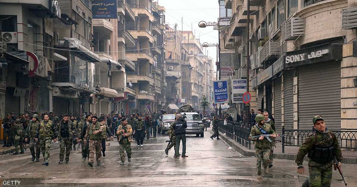 Саддам хусейн с флагом. Кусей саддам хусейн ат-тикрити. Политическая карта ближнего востока. Ирак ливан. Ирак футбол сборная.