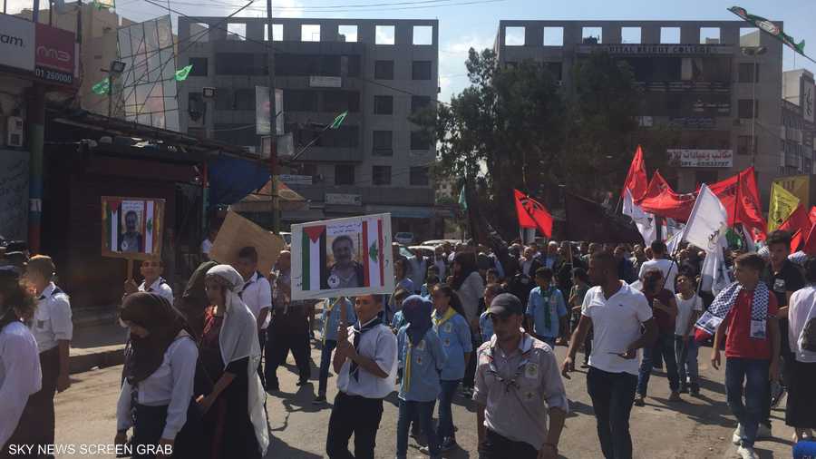 عشرات شاركوا في المسيرة