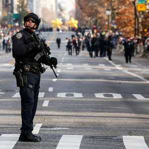 عنصر من الشرطة الأميركية