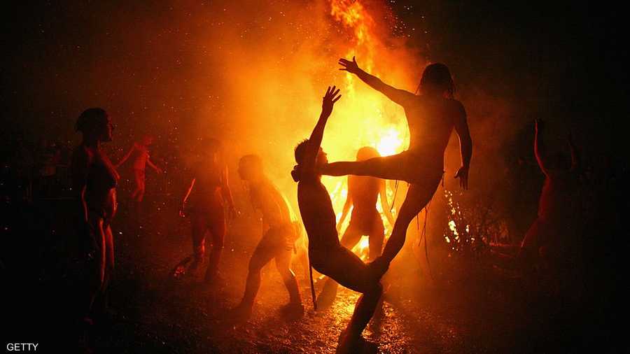 الاحتفاء بمهرجان النار في اسكتلندا فرحا بانتهاء فصل الشتاء