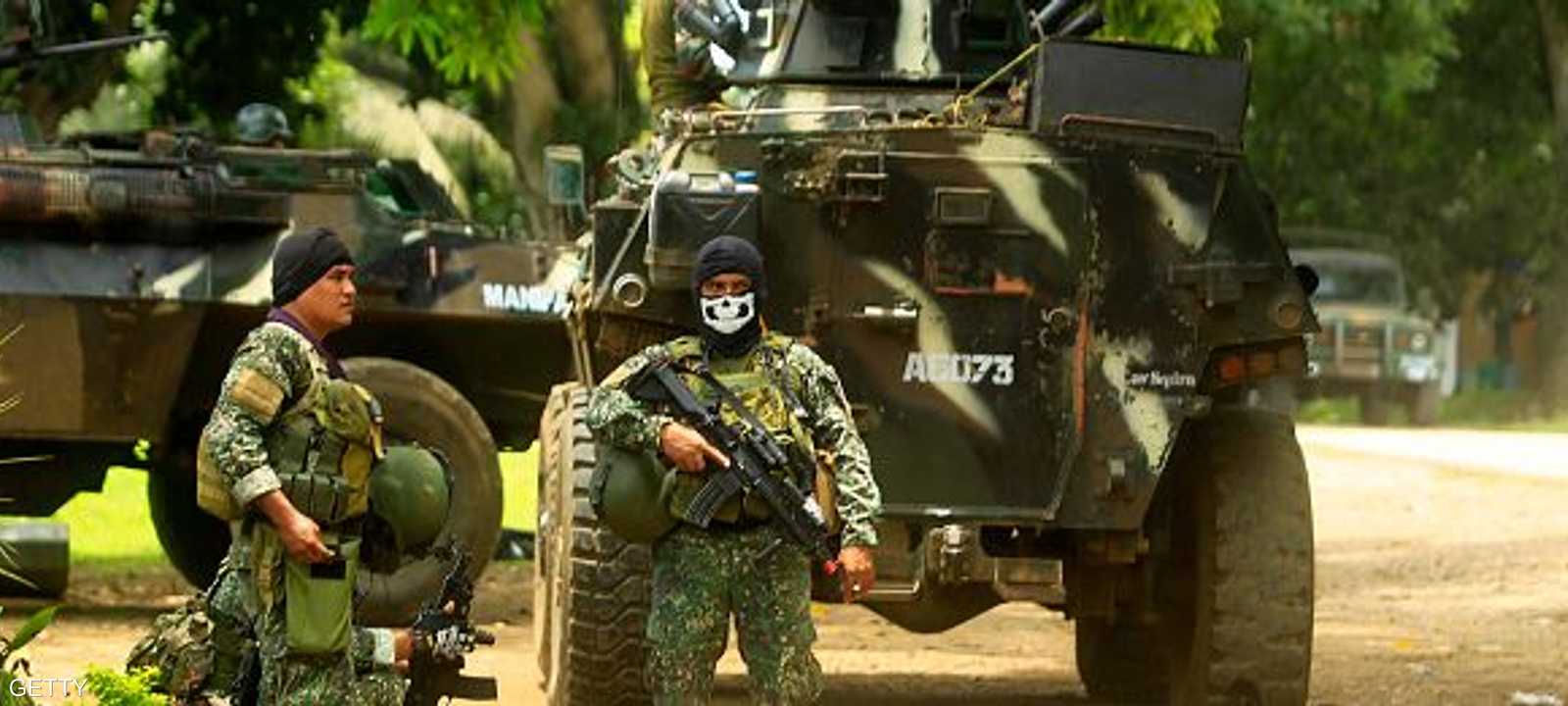 جنود فلبينيون يشاركون في عملية عسكربة ضد جماعة أبو سياف في سبتمبر 2016.