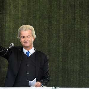 تعهد فيلدرز بألا يسمح للإدانة بتكميم فمه