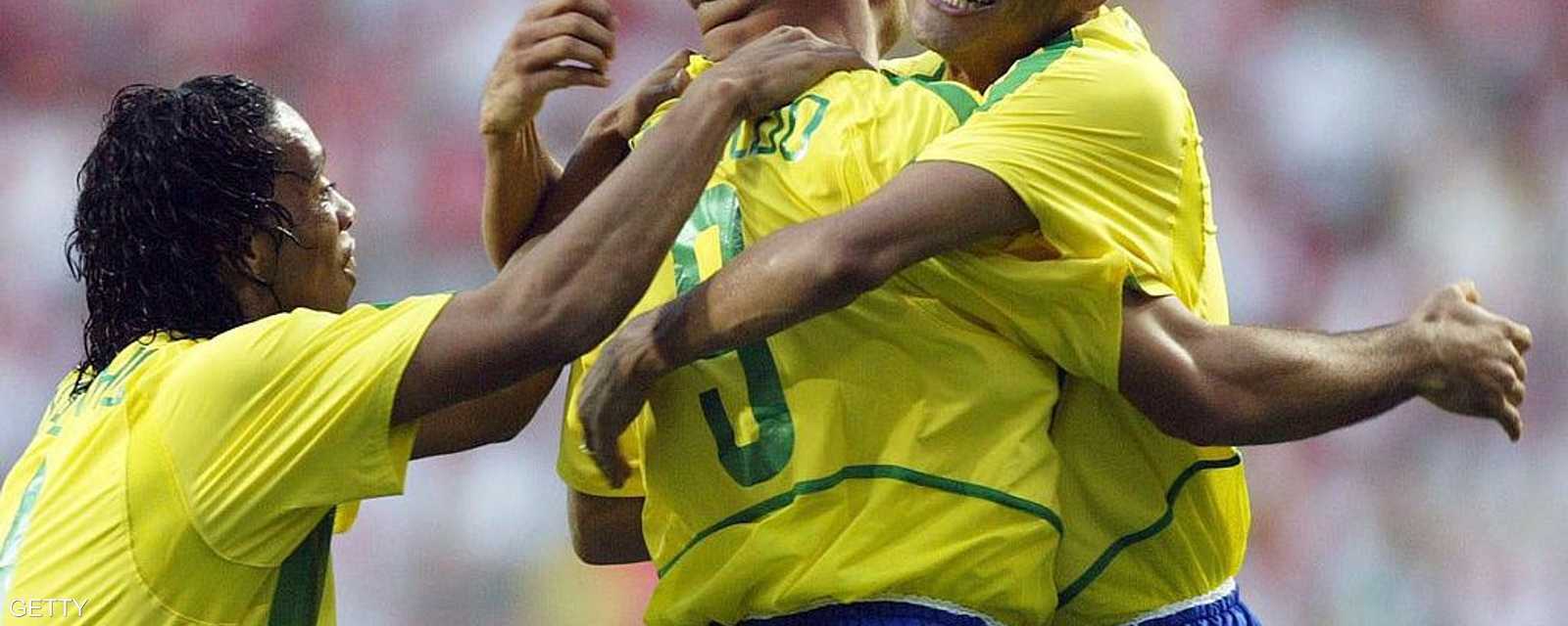 رونالدو وريفالدو ورنالدينيو ثلاثي برازيلي أسطوري توّج بمونديال 2002