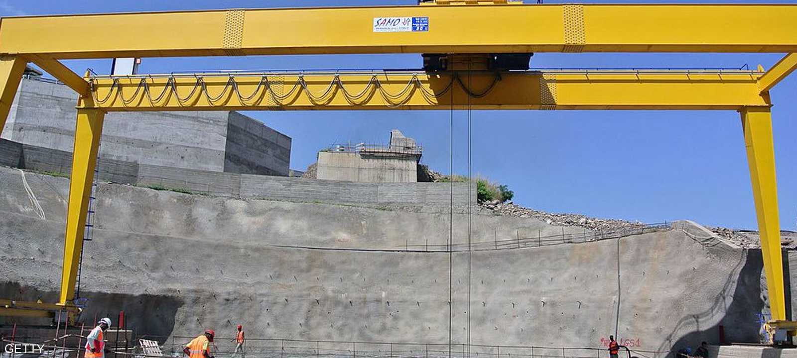 سد "جيب 3" خلال عملية الإنشاء في 2013.