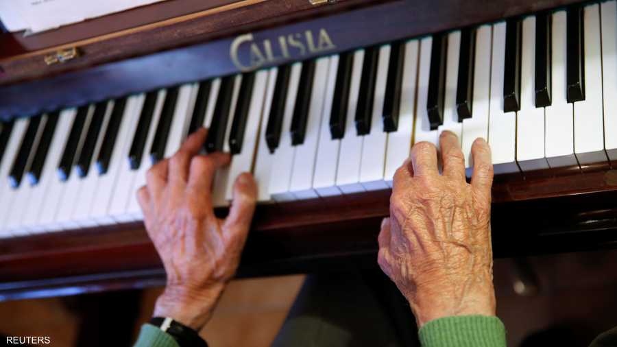 التقدم في السن لا يلغي حب الحياة والانفتاح عليها