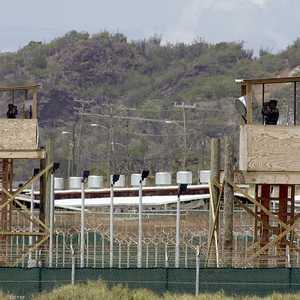 تقول إدارة بايدن إن هدفها غلق سجن غوانتانامو