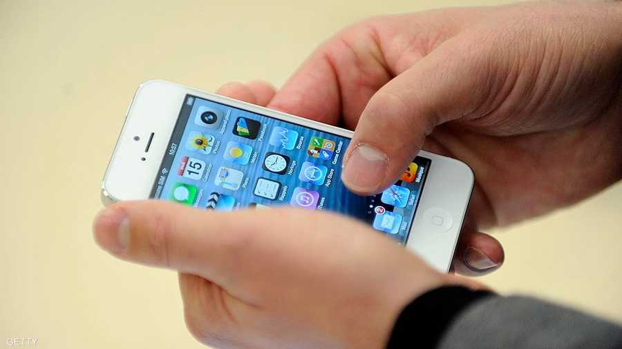 آيفون 5: عرض عام 2012، وجاء بشاشة حجمها 4 بوصات