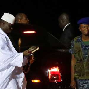 يحيى جامع في مطار بانغول