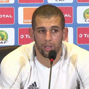 لاعب المنتخب الجزائري إسلام سليماني