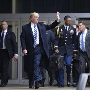 ترامب تسلم الحقيبة النووية بعد يومين من تنصيبه