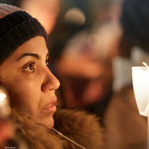 دموع على ضحايا الهجوم