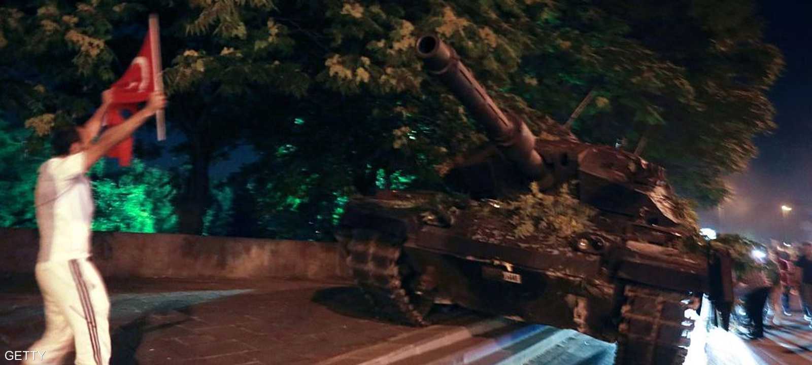 نفى غولن الضلوع في محاولة الانقلاب