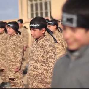 داعش دأب على تجنيد الأطفال في صفوفه