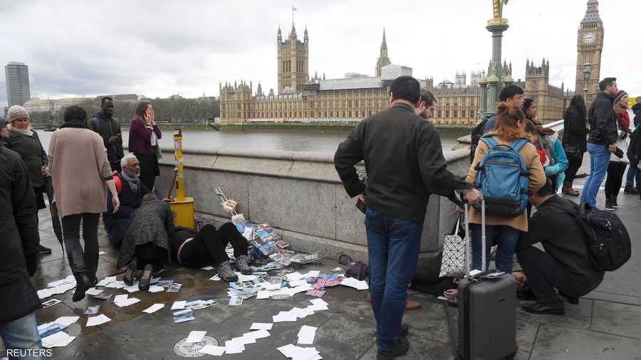 فاقدون للوعي على جسر وستمنستر