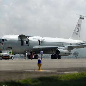 الطائرة العسكرية الأميركية بعد هبوطها في إقليم آتشيه