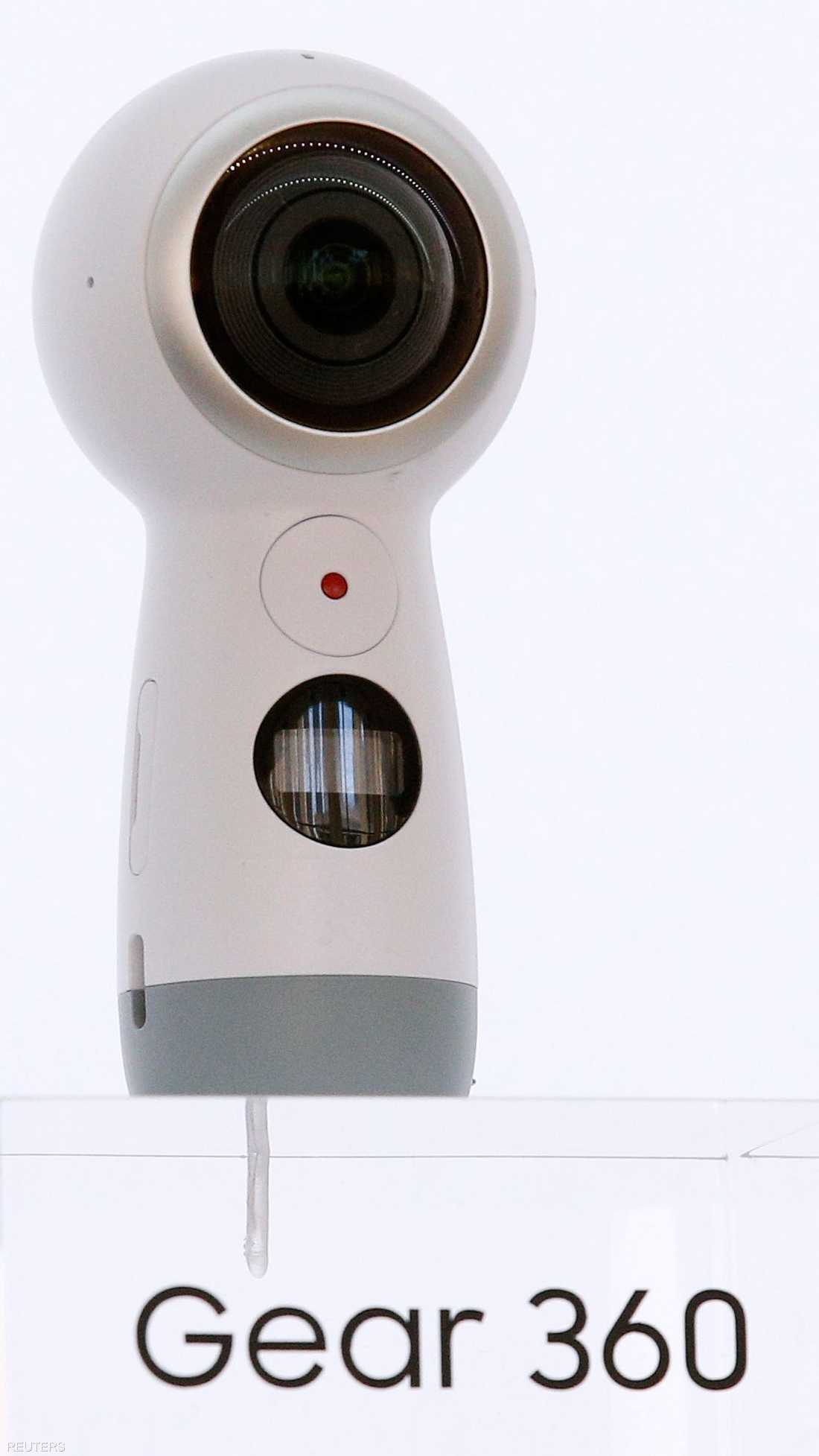 سامسونغ أطلقت كاميرا لتصوير فيديوهات 360