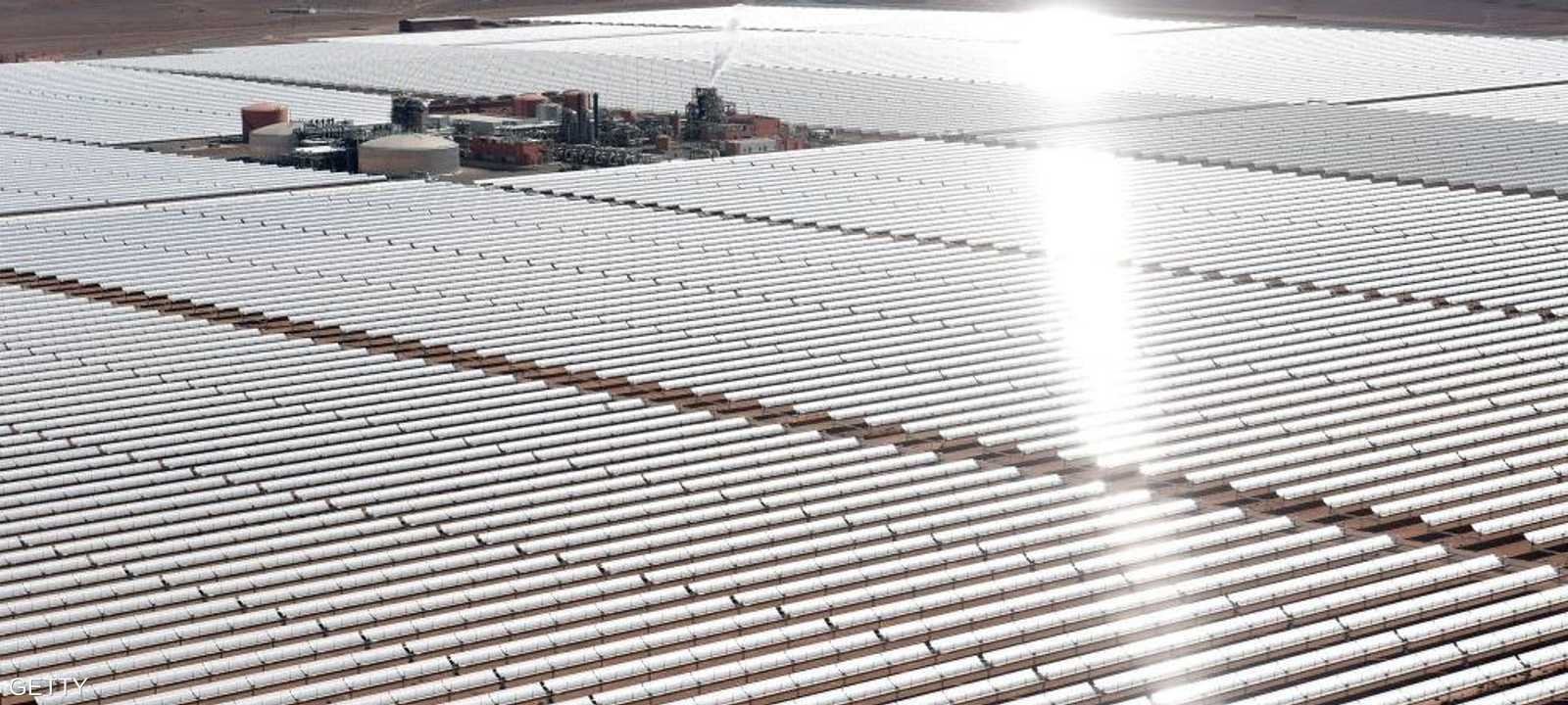 أرشيفية لمحطة طاقة شمسية في المغرب