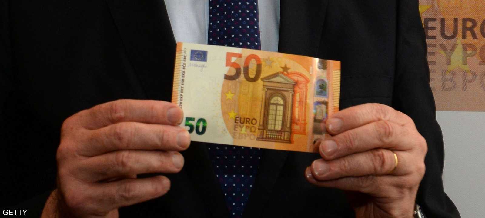 الورقة الجديدة لها مميزات أمنية